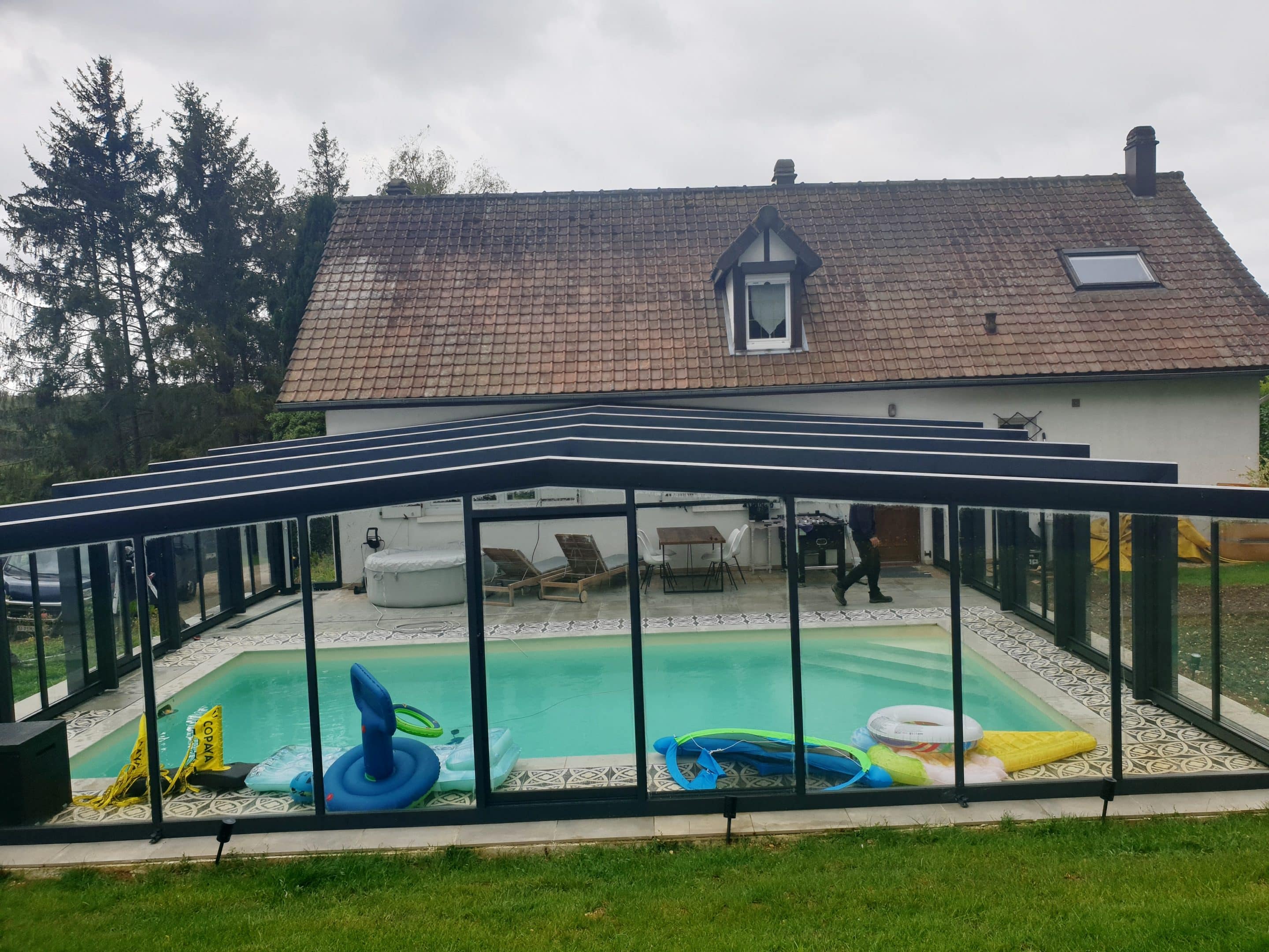 veranda retractable